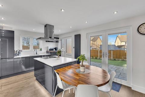 6 Dunlin Close, Thorpe Hesley, Rotherham, S61 2UL