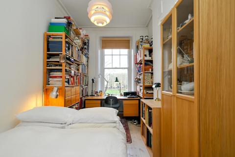 Flat 3, 17 Clapton Terrace, London, E5 9BW