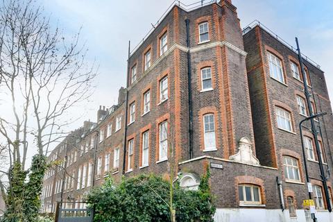 Flat 3, 17 Clapton Terrace, London, E5 9BW