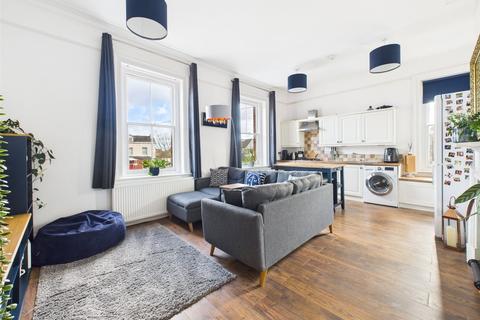 Flat 3, Bewick House 1 Denmark Road, Gloucester, GL1 3HW