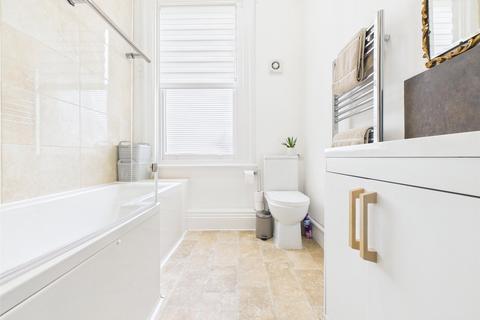 Flat 3, Bewick House 1 Denmark Road, Gloucester, GL1 3HW