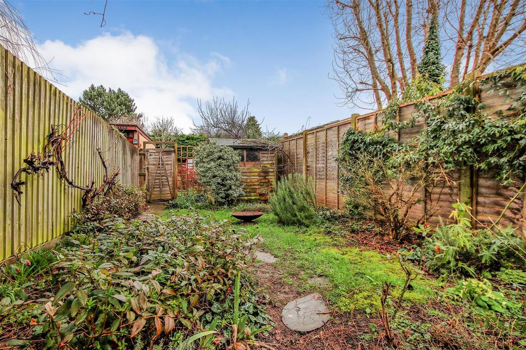 Garden 2 1.jpg