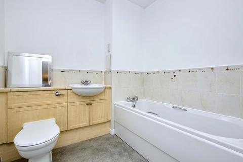 1/3 Duke Place, Edinburgh, EH6 8HP