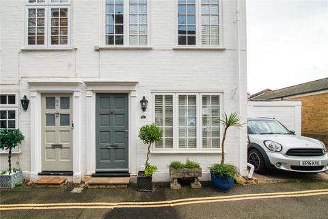 3 bedroom end of terrace house for sale, Wades Lane, Teddington, TW11