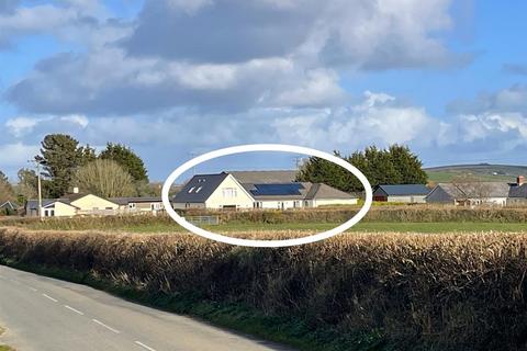 4 bedroom detached bungalow for sale, Lanteglos Highway, Lanteglos