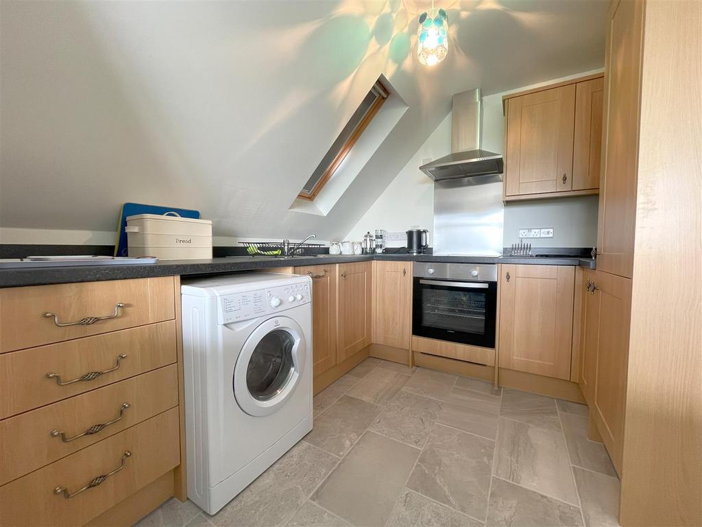 Annexe kitchen.jpg
