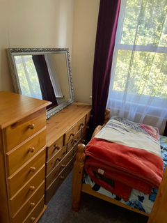 1 bedroom in a house share to rent, West Road, London E15