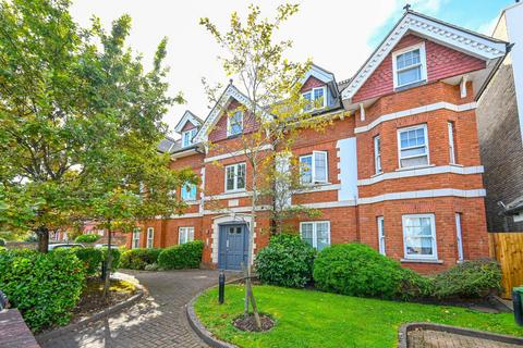 2 bedroom flat to rent, Ewell Road, Surbiton, KT6