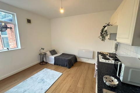 1 bedroom bedsit to rent, Richmond Avenue, Leicester LE2