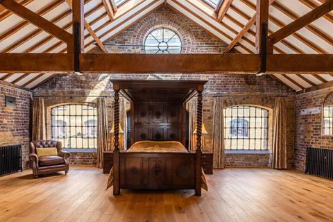 3 bedroom flat for sale, Execution Dock, E1W, Wapping, London, E1W
