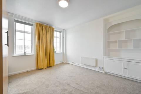 Studio for sale, Langford Court, St John's Wood, London, NW8