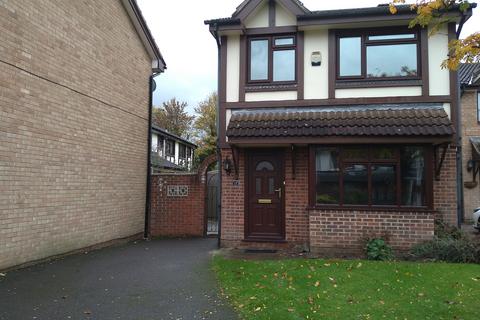 3 bedroom detached house to rent, Beardsley Road, Quorn, LE12