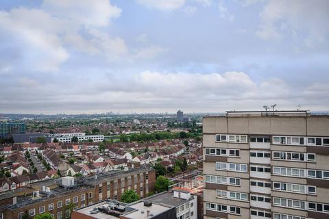 1 bedroom penthouse for sale, High Road, Wembley, HA9