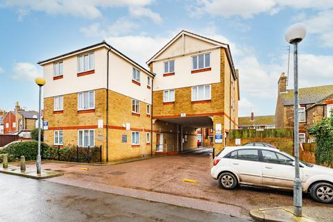 1 bedroom flat for sale, Stanley Street, Lowestoft