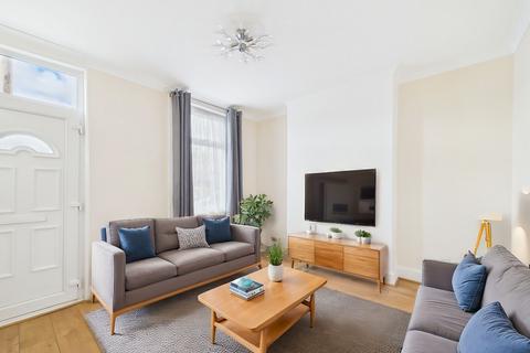 97 Cinderhill Road, Nottingham, NG6 8RE