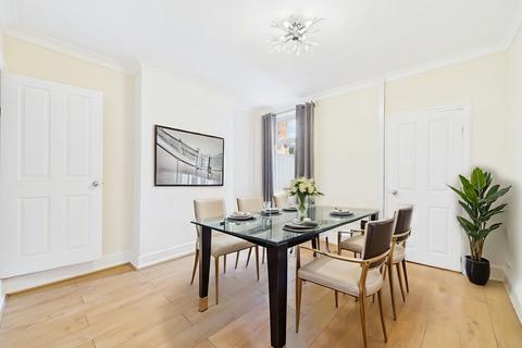 97 Cinderhill Road, Nottingham, NG6 8RE