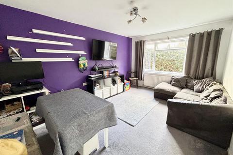 2 bedroom flat for sale, Symes Road, Poole BH15