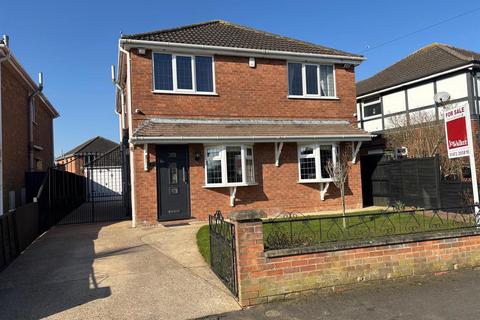 7 Cardiff Avenue, New Waltham, Grimsby, DN36 4QD