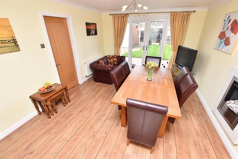 7 Cardiff Avenue, New Waltham, Grimsby, DN36 4QD