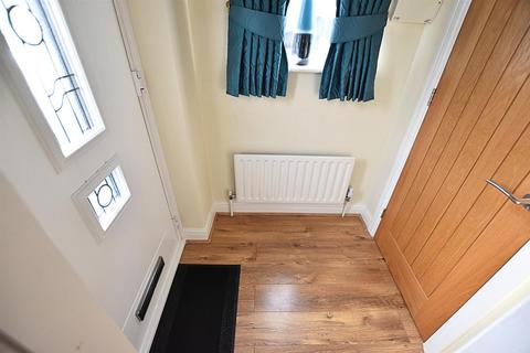 7 Cardiff Avenue, New Waltham, Grimsby, DN36 4QD