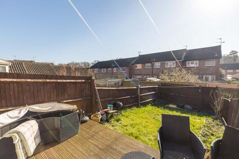 2 bedroom terraced house for sale, Hillingdale, Crawley RH11