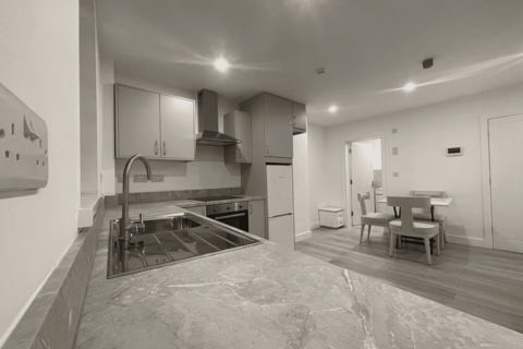 Studio to rent, Windmill Lane, Smethwick, B66