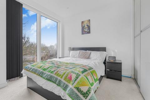 1 bedroom apartment for sale, Fairfield Avenue, Staines-upon-Thames, TW18