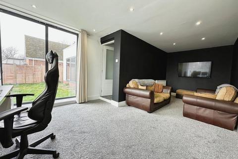 9 Greens Lane, Wawne, Hull, HU7 5XT