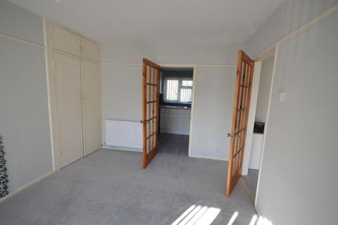 2 bedroom maisonette to rent, The Mead, Beaconsfield HP9