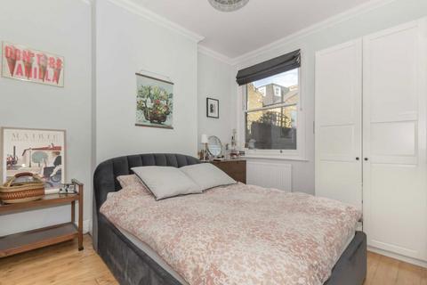 2 bedroom flat to rent, Nascot Street, London W12