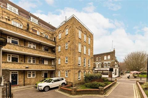 2 bedroom flat for sale, Watts Street, London E1W