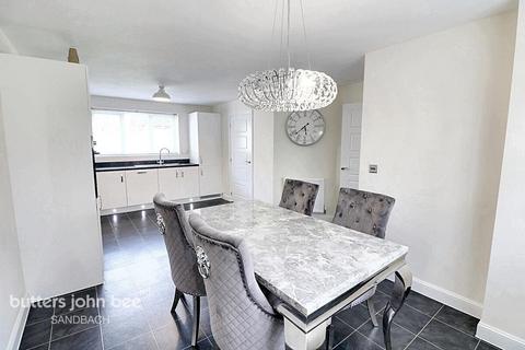 4 bedroom detached house for sale, Dappled White Close, Sandbach