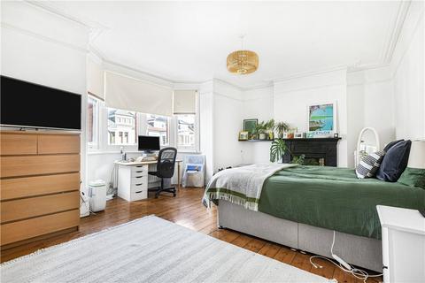 4 bedroom terraced house for sale, Cranwich Road, London, N16