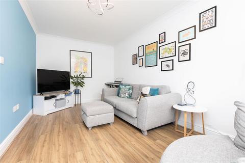 undefined, Heathcliff Avenue, Fairfield, SG5 4EY