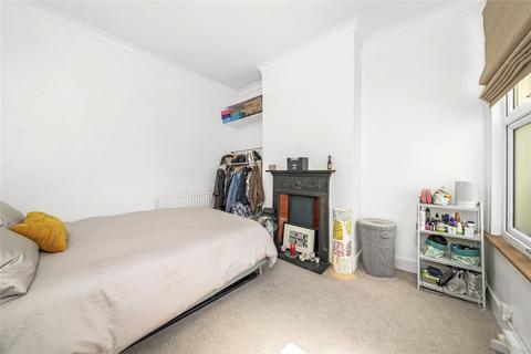 2 bedroom apartment for sale, Avignon Road, Brockley, SE4