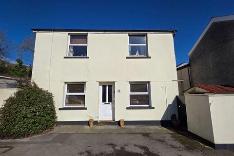 3 bedroom detached house for sale, High Street, Pontypool NP4