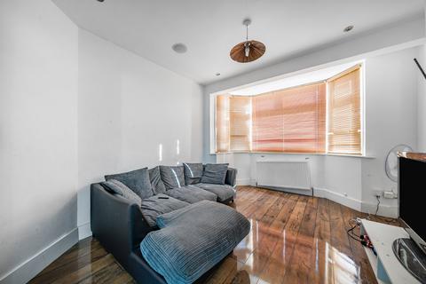 83 Brookdene Road, London, SE18 1EH