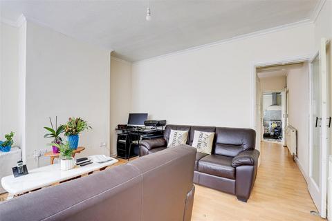 2 bedroom end of terrace house for sale, Holland Street, Hyson Green NG7