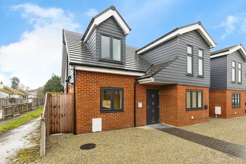 3 bedroom detached house for sale, Fairway Close, St Mary's Bay, TN29 0