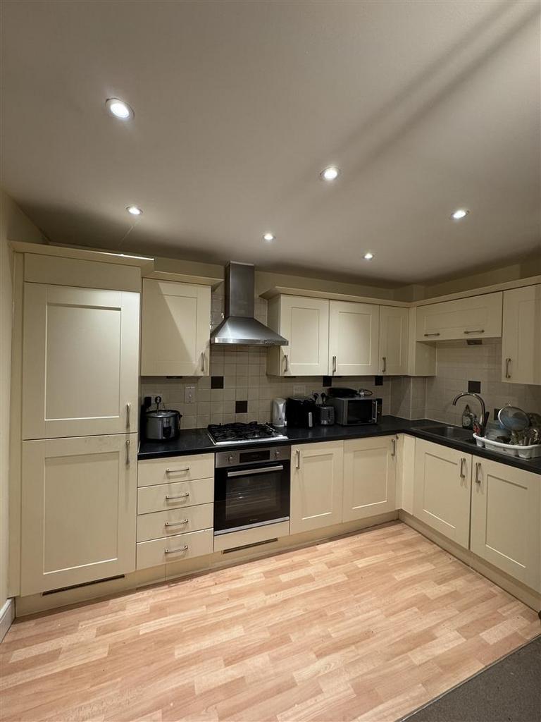 KITCHEN.jpeg