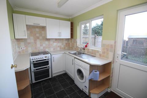 2 bedroom house to rent, Sissinghurst Close, Pound Hill, Crawley, West Sussex. RH10 7FX