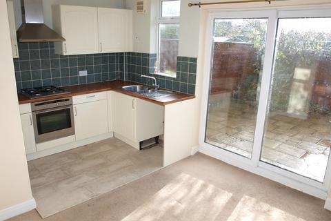 2 bedroom end of terrace house to rent, Kings Chase, Brentwood CM14