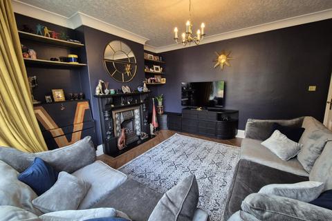 3 bedroom semi-detached house for sale, Milbank Road, Darlington, DL3