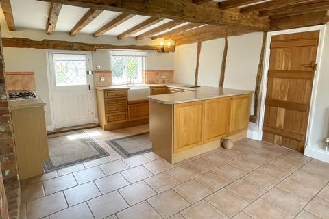 2 bedroom cottage to rent, Longwick Buckinghamshire