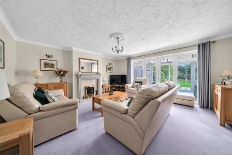 2 Shuttlemead, Bexley, DA5 1RH