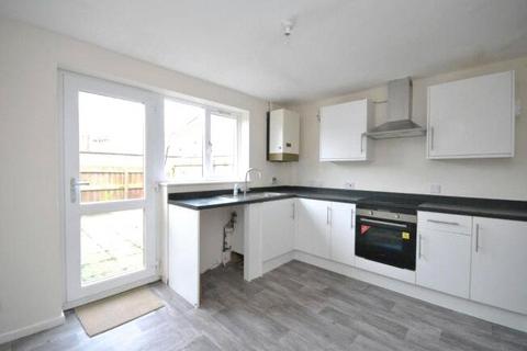 2 bedroom end of terrace house to rent, Castle Street, Grimsby, Lincolnshire, DN32