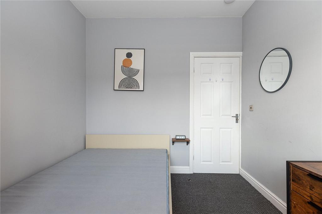 Room 4