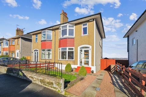102 Hillview Drive, Clarkston, Glasgow, G76 7JD