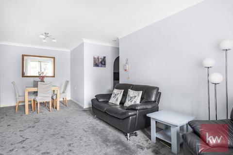 2 bedroom apartment for sale, Crescent Dale Shoppenhangers Road, Maidenhead, SL6