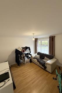 1 bedroom flat to rent, Dalesford Road, Aylesbury, HP21